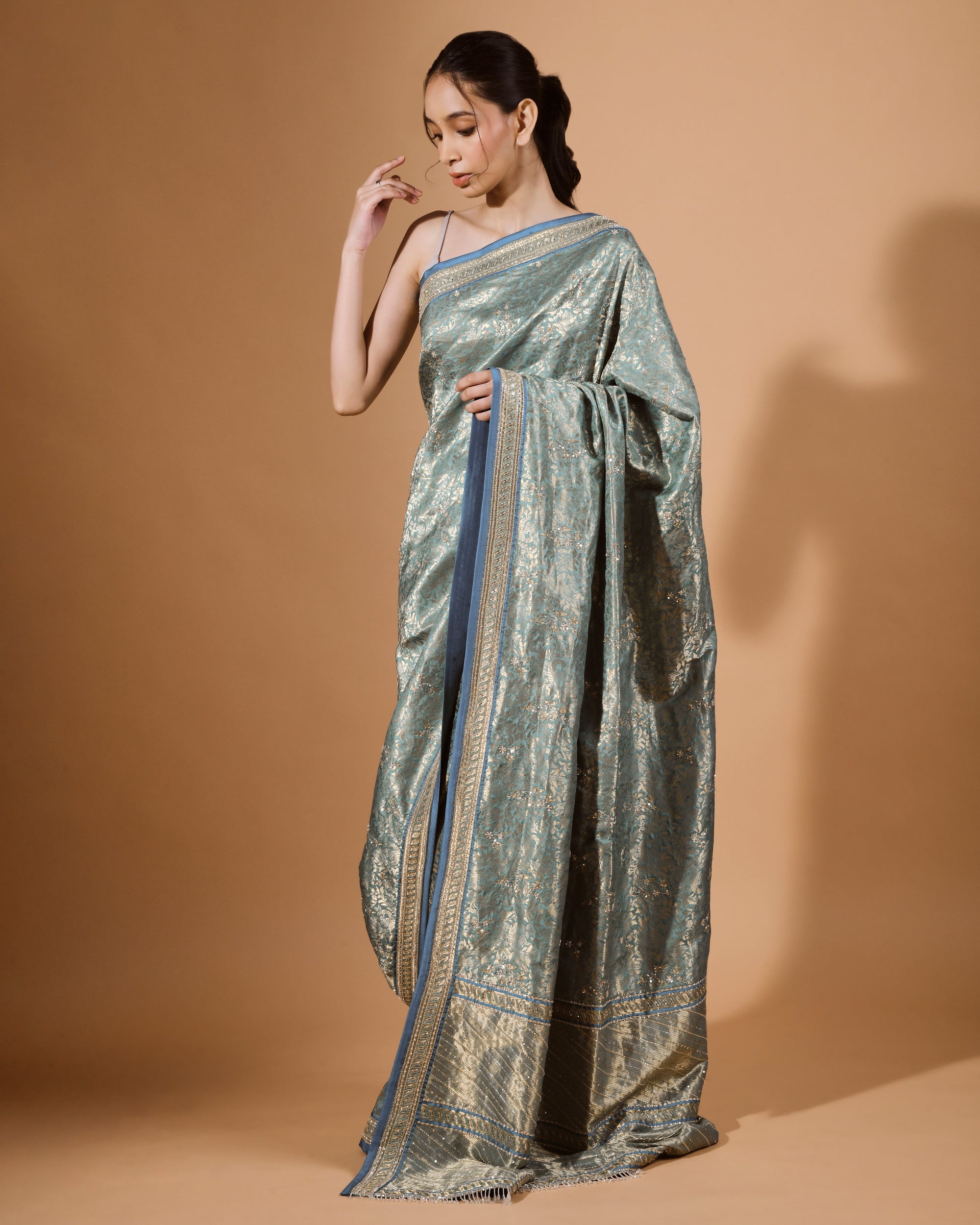 Saanjh Banarasi Drape