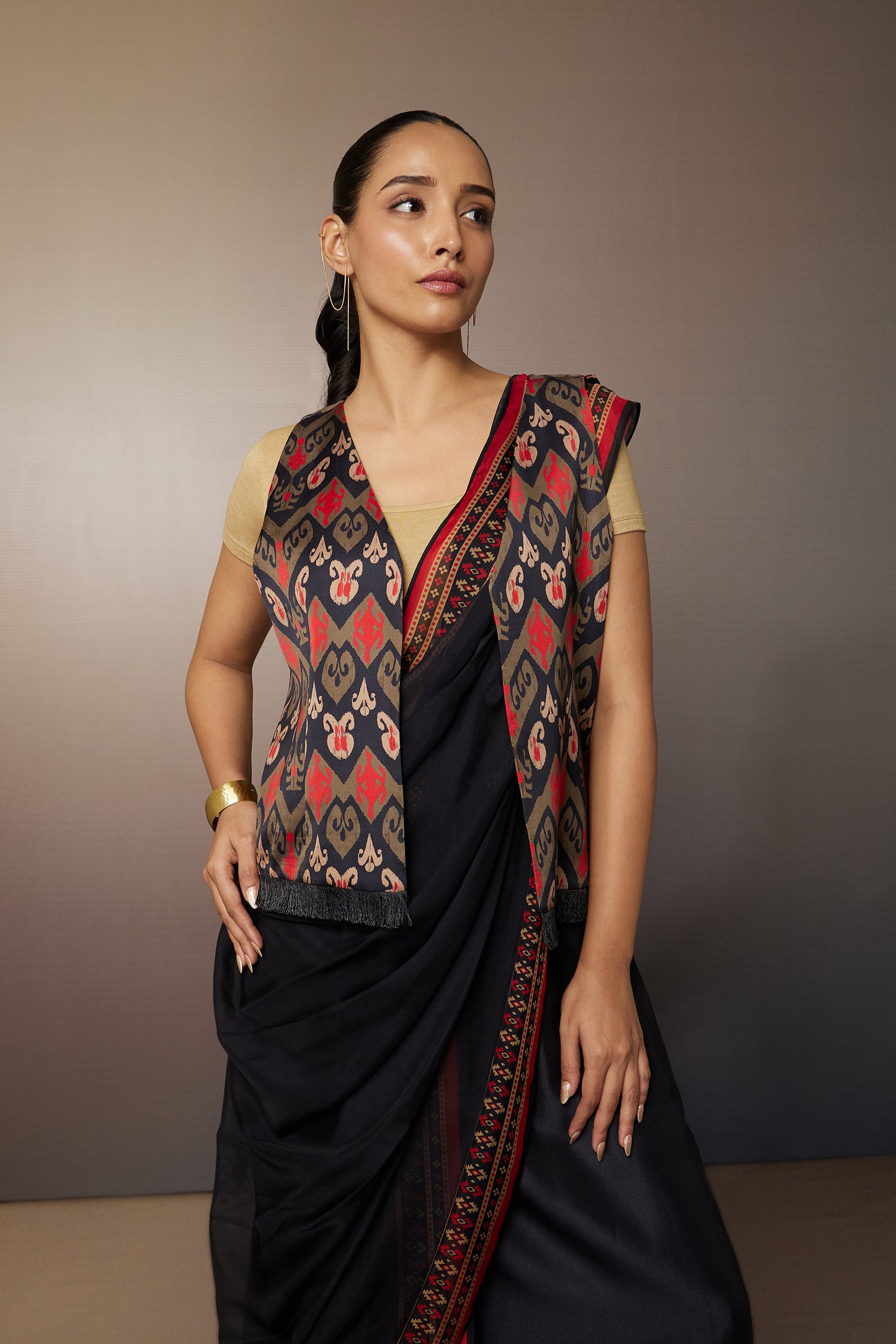 Drape Symmetry Look